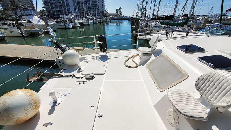 Slide: The Image of Fore Deck Starboard - 72