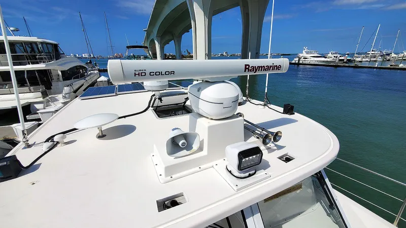 Slide: The Image of Pilothouse Roof - 74