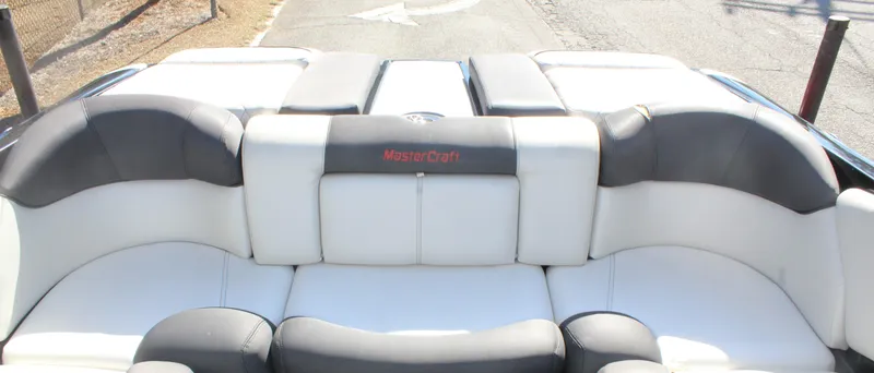 Slide: The Image of MasterCraft X25 2011 - 13