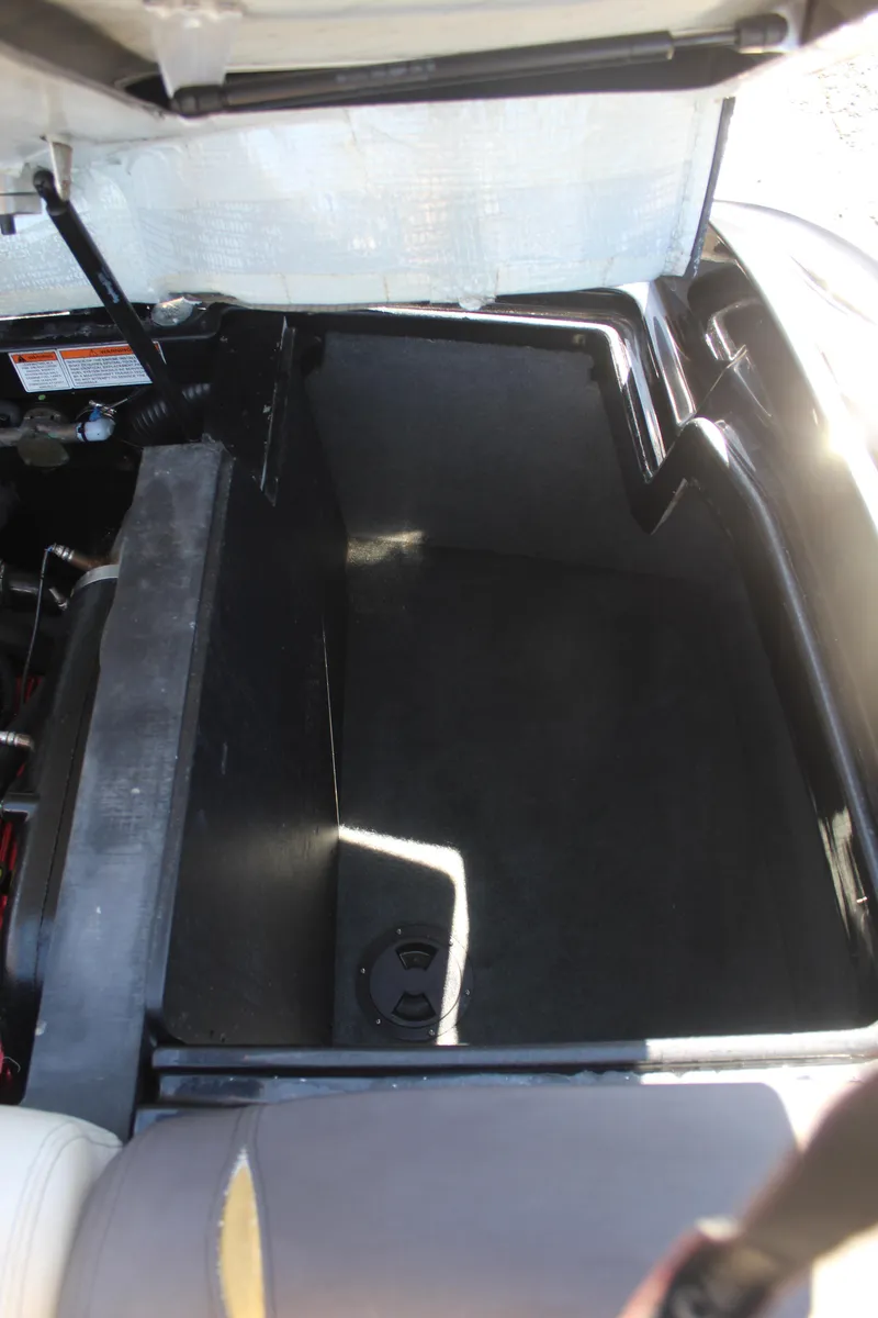 Slide: The Image of MasterCraft X25 2011 - 22