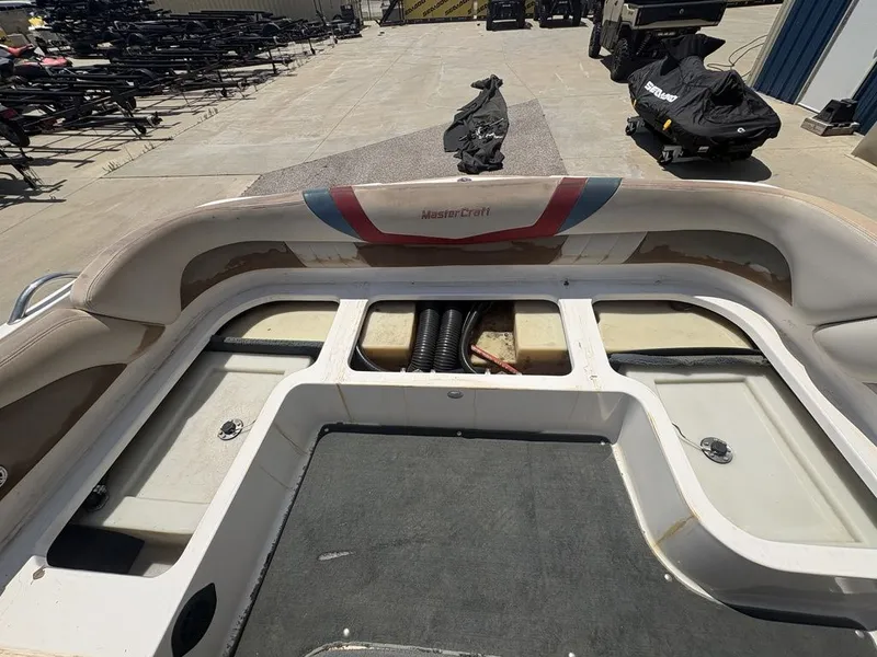Slide: The Image of MasterCraft X-14 2008 - 9