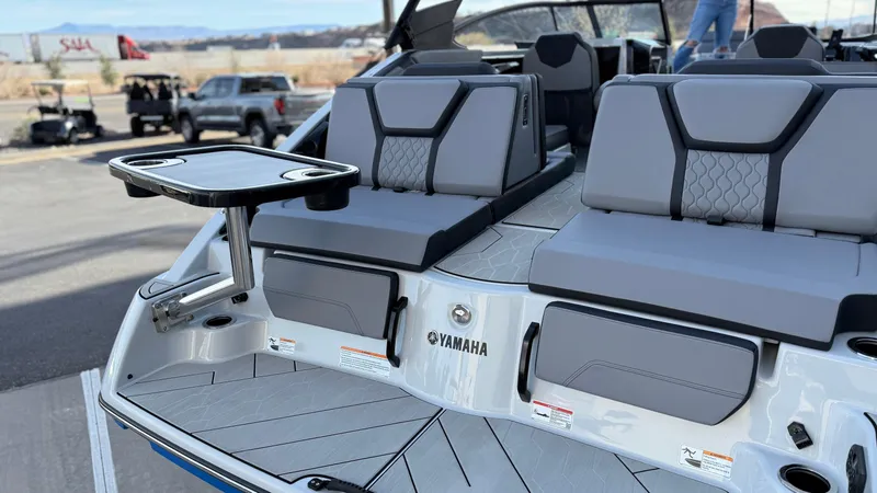 Slide: The Image of Yamaha 255XD 2025 - 114