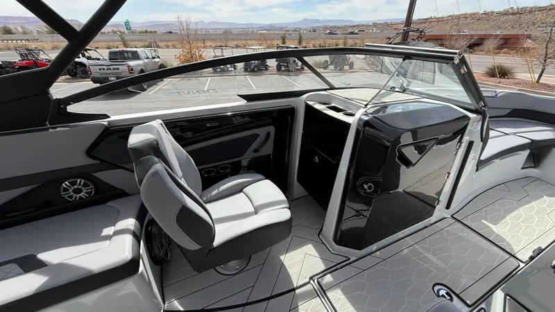 Slide: The Image of 2025 Yamaha Boats 255XD interior with sleek design and modern controls. - 40