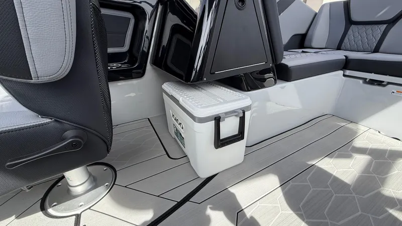 Slide: The Image of Yamaha 255XD 2025 - 62