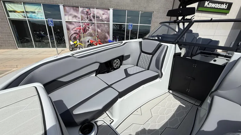 Slide: The Image of Yamaha 255XD 2025 - 67