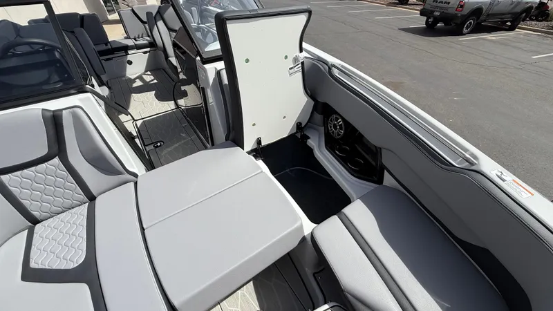 Slide: The Image of Yamaha 255XD 2025 - 76