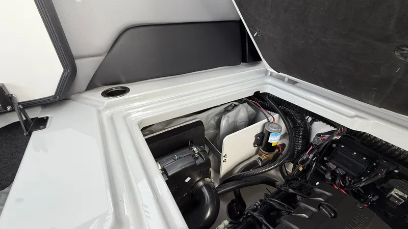 Slide: The Image of Yamaha 255XD 2025 - 83