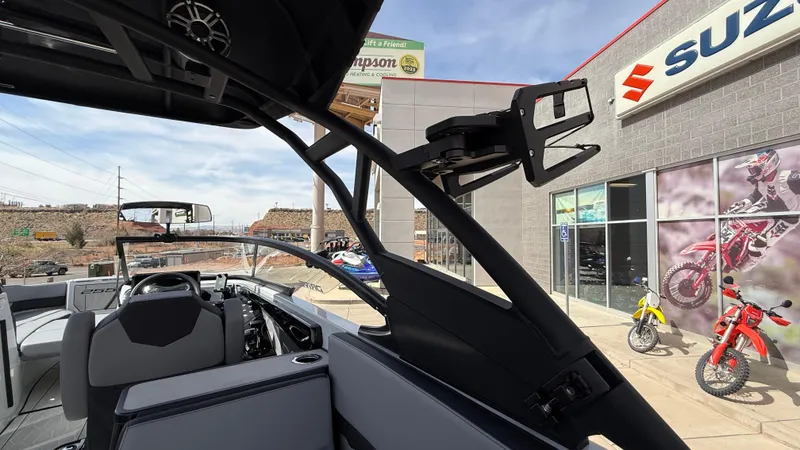 Slide: The Image of Yamaha 255XD 2025 - 95