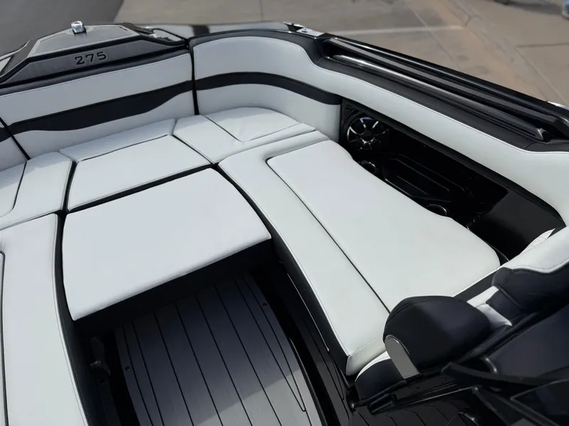 Slide: The Image of Yamaha 275SD 2025 - 115