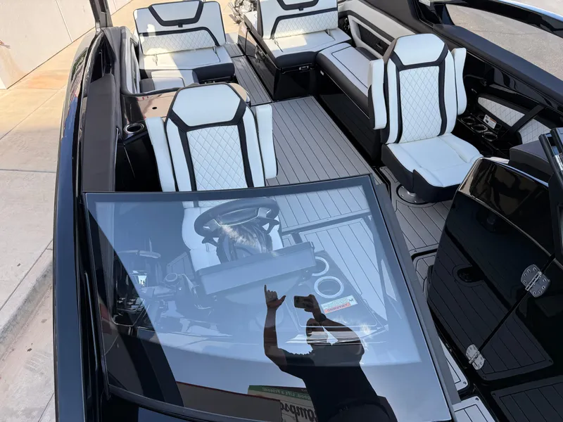 Slide: The Image of Yamaha 275SD 2025 - 127