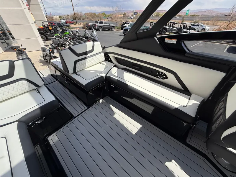 Slide: The Image of Yamaha 275SD 2025 - 52