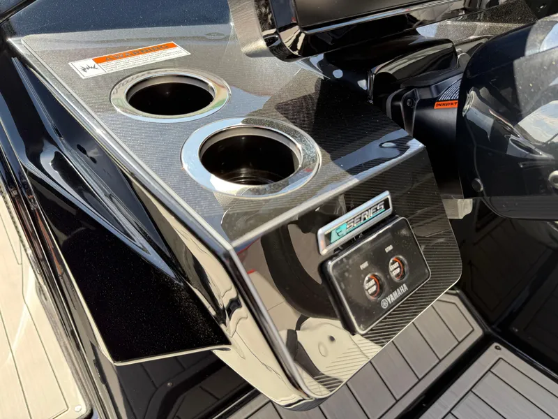 Slide: The Image of Yamaha 275SD 2025 - 79