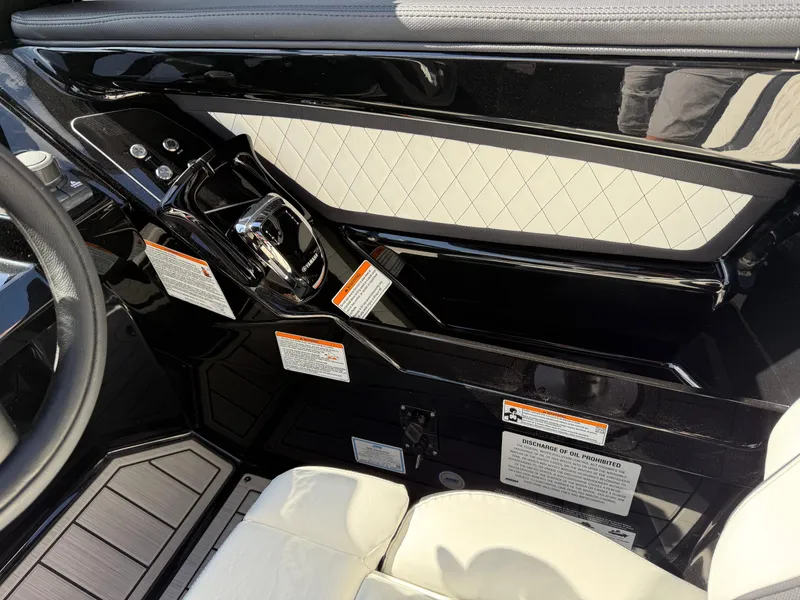 Slide: The Image of Yamaha 275SD 2025 - 82