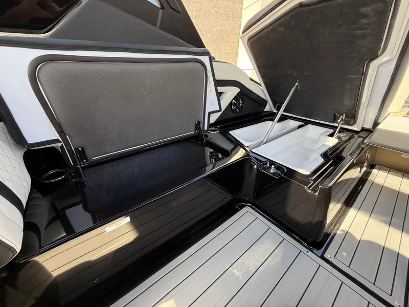 Slide: The Image of Yamaha 275SD 2025 - 88