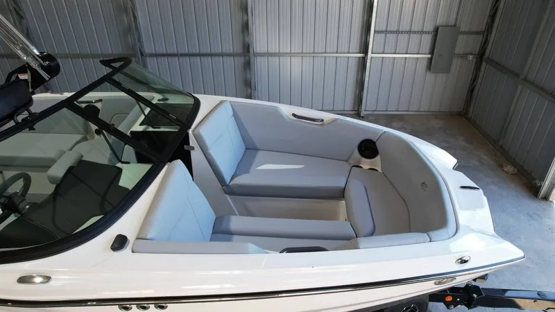 Slide: The Image of MasterCraft NXT24 2025 - 28