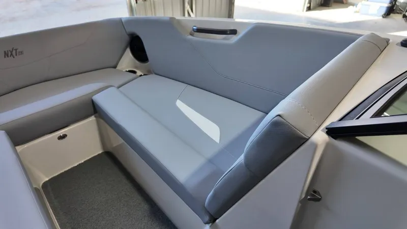 Slide: The Image of MasterCraft NXT24 2025 - 34