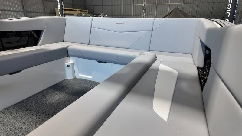 Slide: The Image of MasterCraft NXT24 2025 - 68