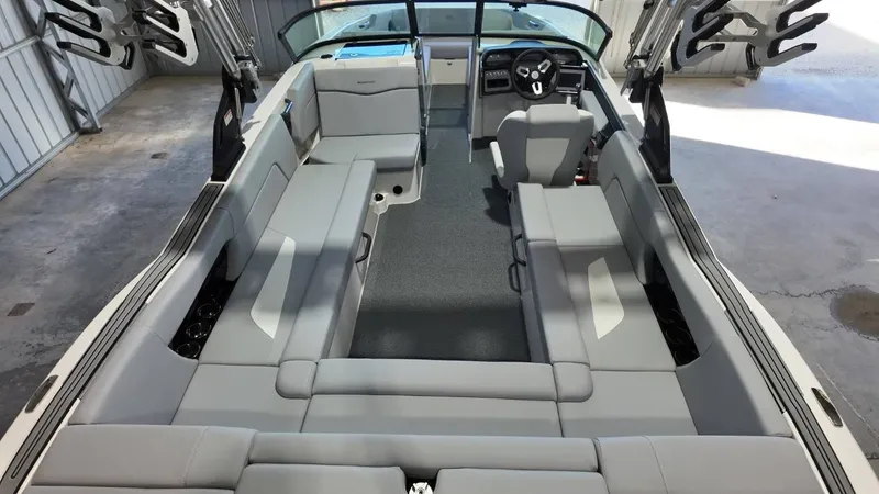 Slide: The Image of MasterCraft NXT24 2025 - 71