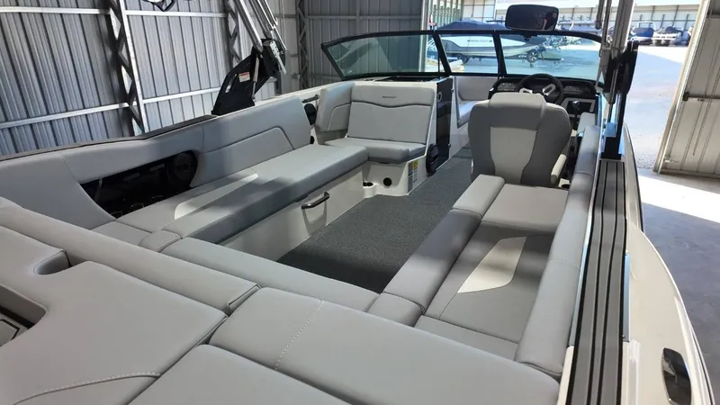 Slide: The Image of MasterCraft NXT24 2025 - 73