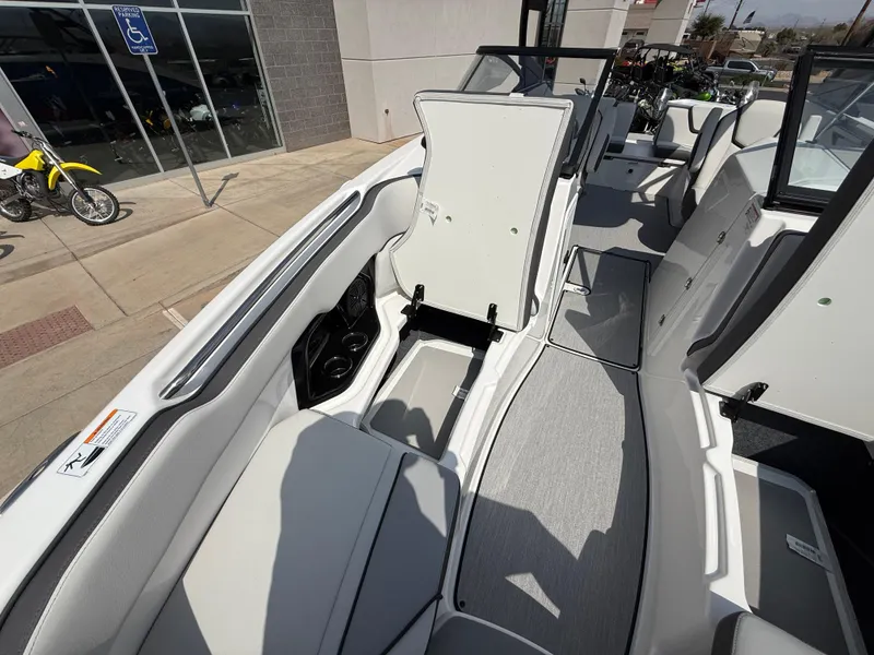 Slide: The Image of Yamaha AR250 2025 - 61