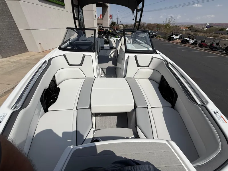 Slide: The Image of Yamaha AR250 2025 - 63