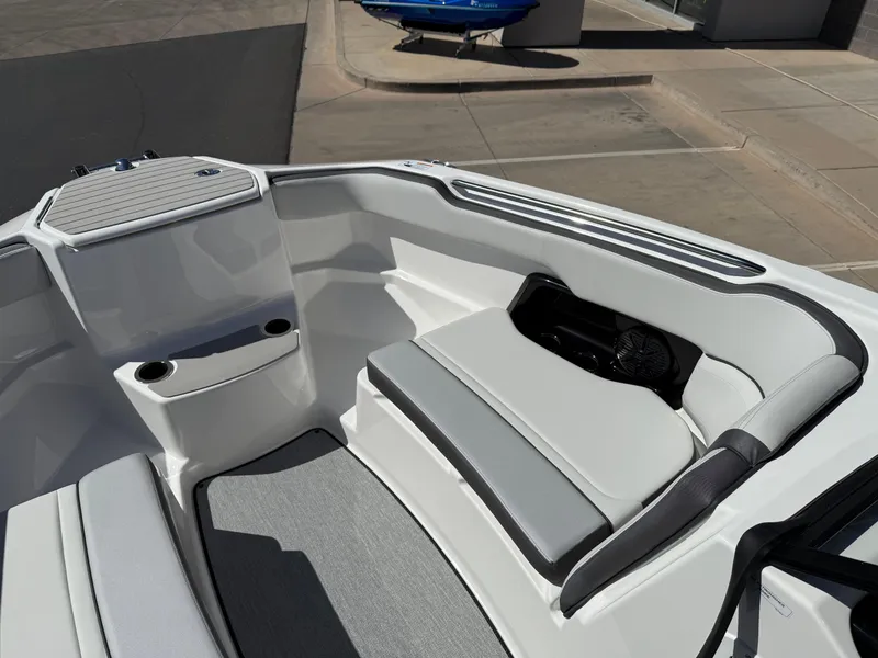 Slide: The Image of Yamaha AR250 2025 - 55