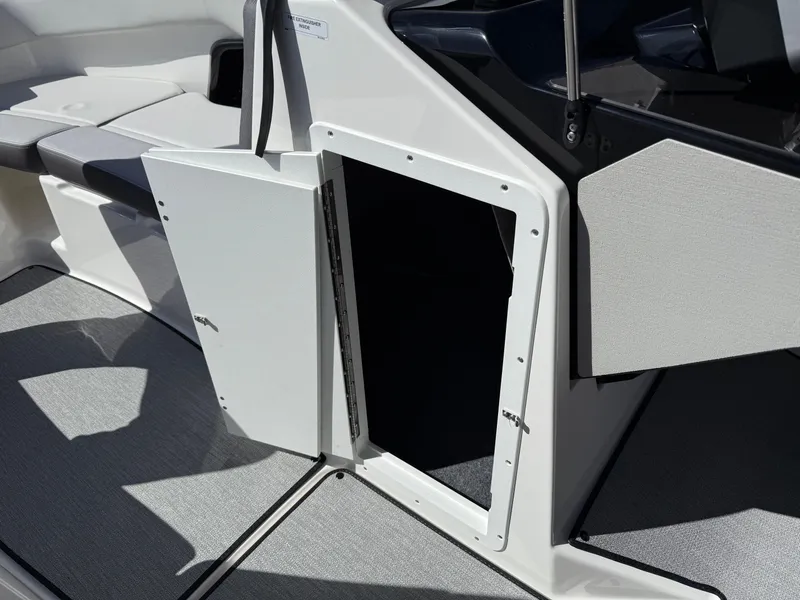 Slide: The Image of Yamaha AR250 2025 - 64