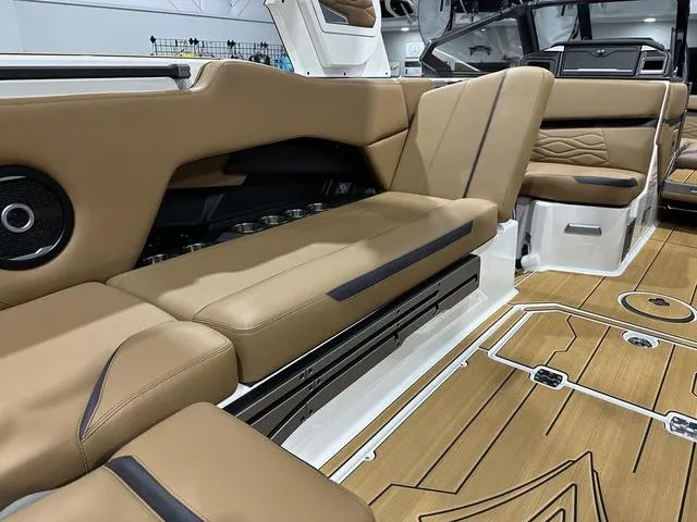 Slide: The Image of Supra SE 575 2025 - 10