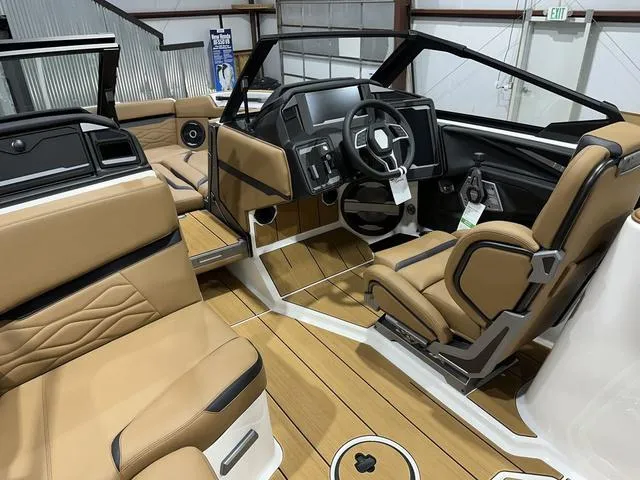 Slide: The Image of Supra SE 575 2025 - 13