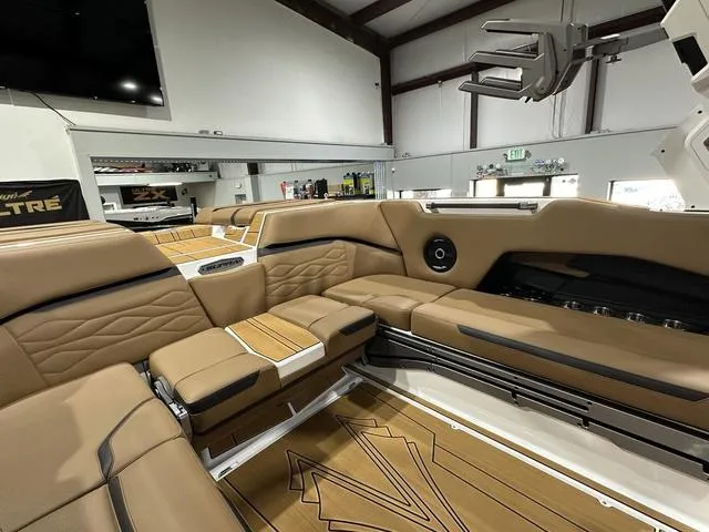 Slide: The Image of Supra SE 575 2025 - 15