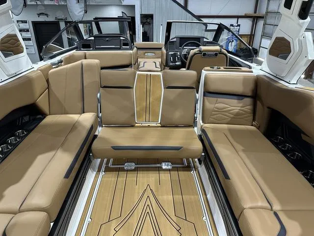 Slide: The Image of Supra SE 575 2025 - 18