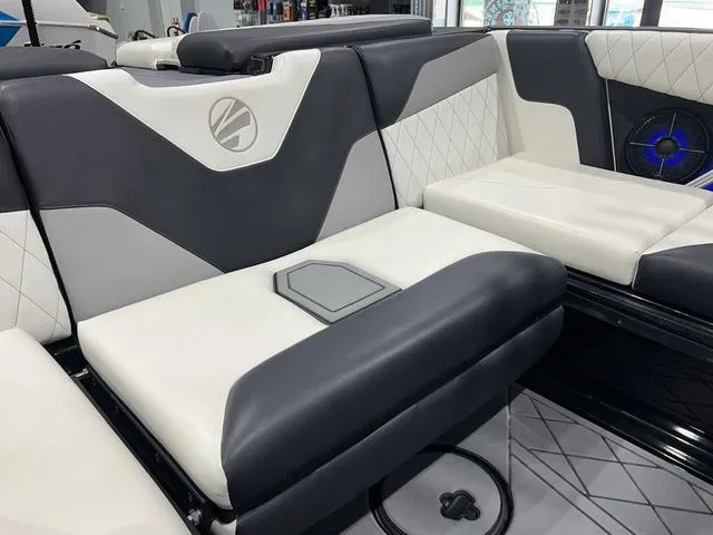 Slide: The Image of Tigé Z3 2021 - 11