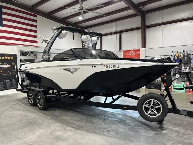 Slide: The Image of Tigé Z3 2021 - 5