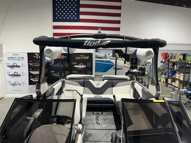 Slide: The Image of Tigé Z3 2021 - 7