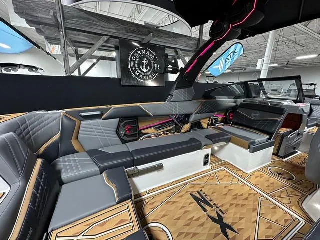 Slide: The Image of Tigé 25ZX 2025 - 12