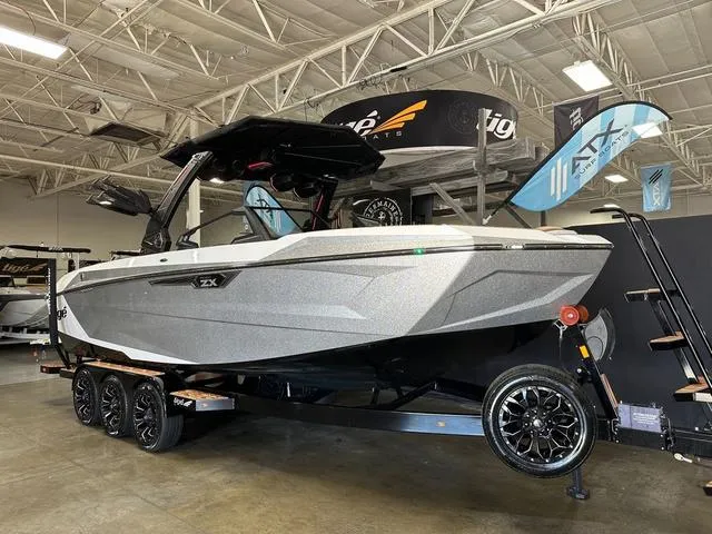 Slide: The Image of Tigé 25ZX 2025 - 2