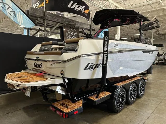 Slide: The Image of Tigé 25ZX 2025 - 4