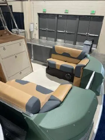 Slide: The Image of Avalon Geo Fish 2585 CRF 2025 - 11