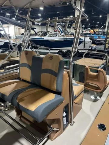 Slide: The Image of Avalon Geo Fish 2585 CRF 2025 - 13