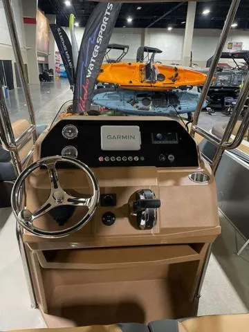 Slide: The Image of Avalon Geo Fish 2585 CRF 2025 - 14