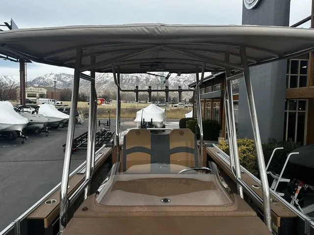 Slide: The Image of Avalon Geo Fish 2585 CRF 2025 - 8