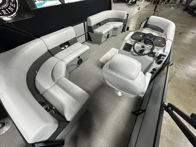 Slide: The Image of Bentley Pontoons Fish N Cruise 223 (Sport3) 2023 - 8