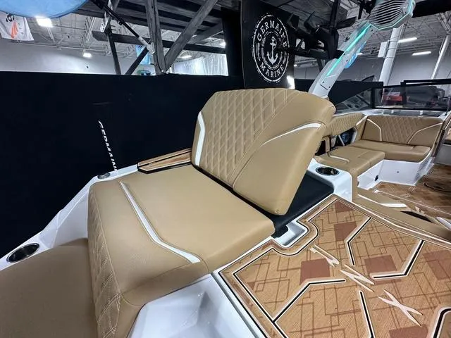 Slide: The Image of Tigé 22RZX 2025 - 8