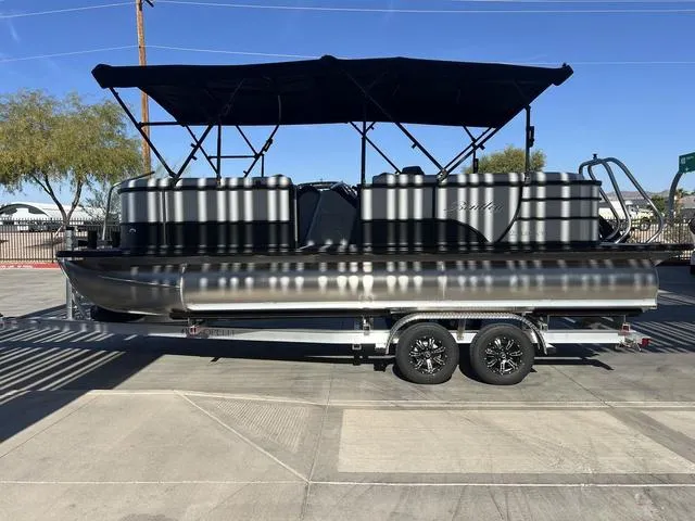 Slide: The Image of Bentley Pontoons Legacy 220 Cruise XL 2024 - 5