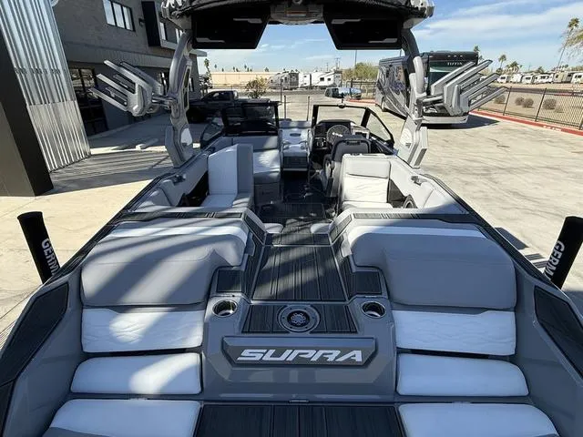 Slide: The Image of Supra SA 575 2025 - 10