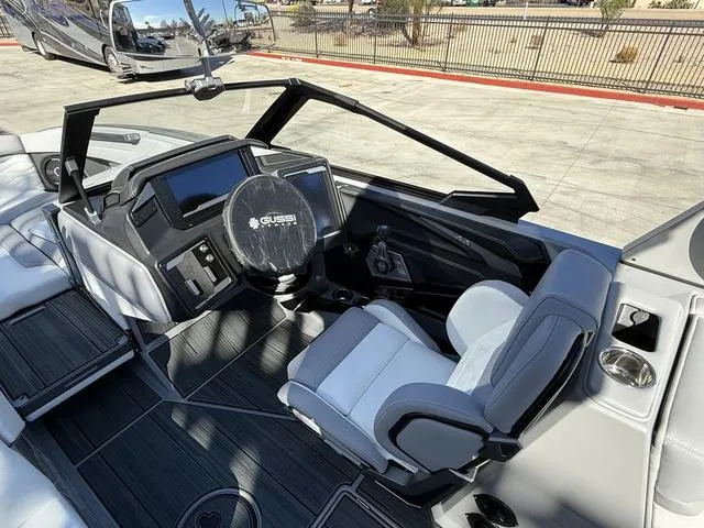 Slide: The Image of Supra SA 575 2025 - 13