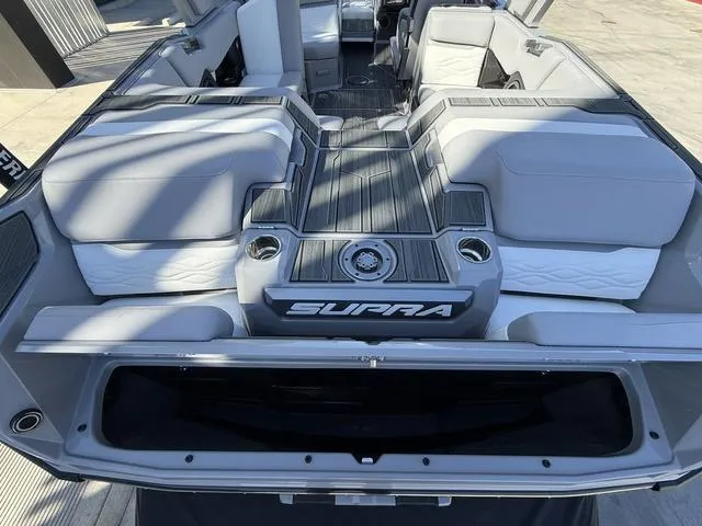 Slide: The Image of Supra SA 575 2025 - 14