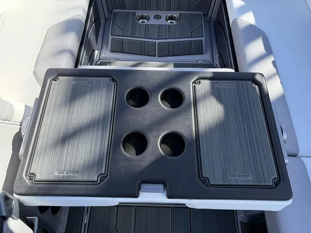 Slide: The Image of Supra SA 575 2025 - 17