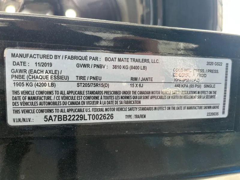 Slide: The Image of Label on 2020 Nautique GS22 trailer detailing specifications and compliance information. - 40