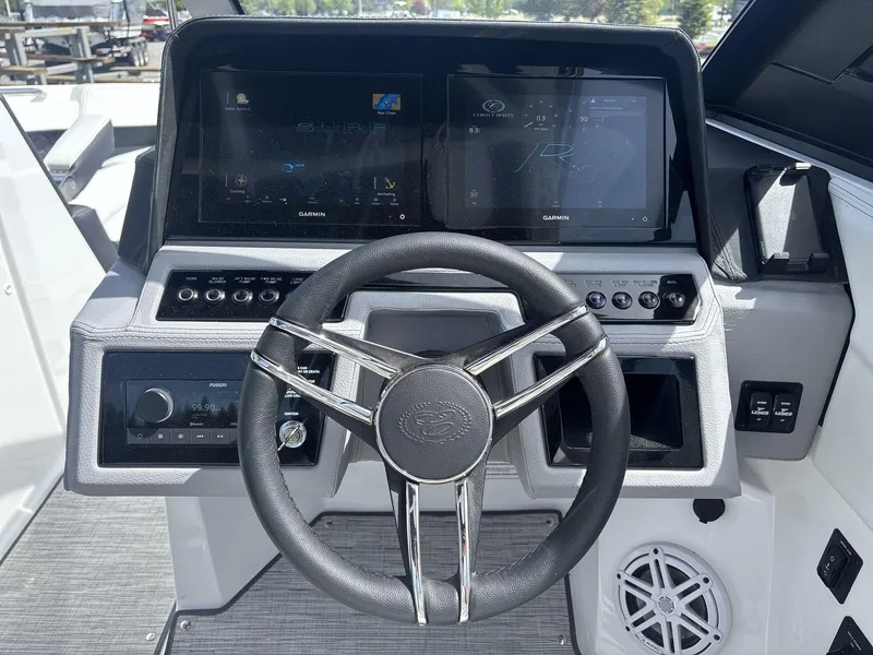 Slide: The Image of Cobalt R6 Surf 2025 - 13